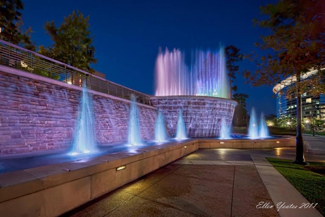 Apt 2 Bedrooms 2 Full Baths Free Parking & Free Laundry In Unit The Woodlands Exterior photo